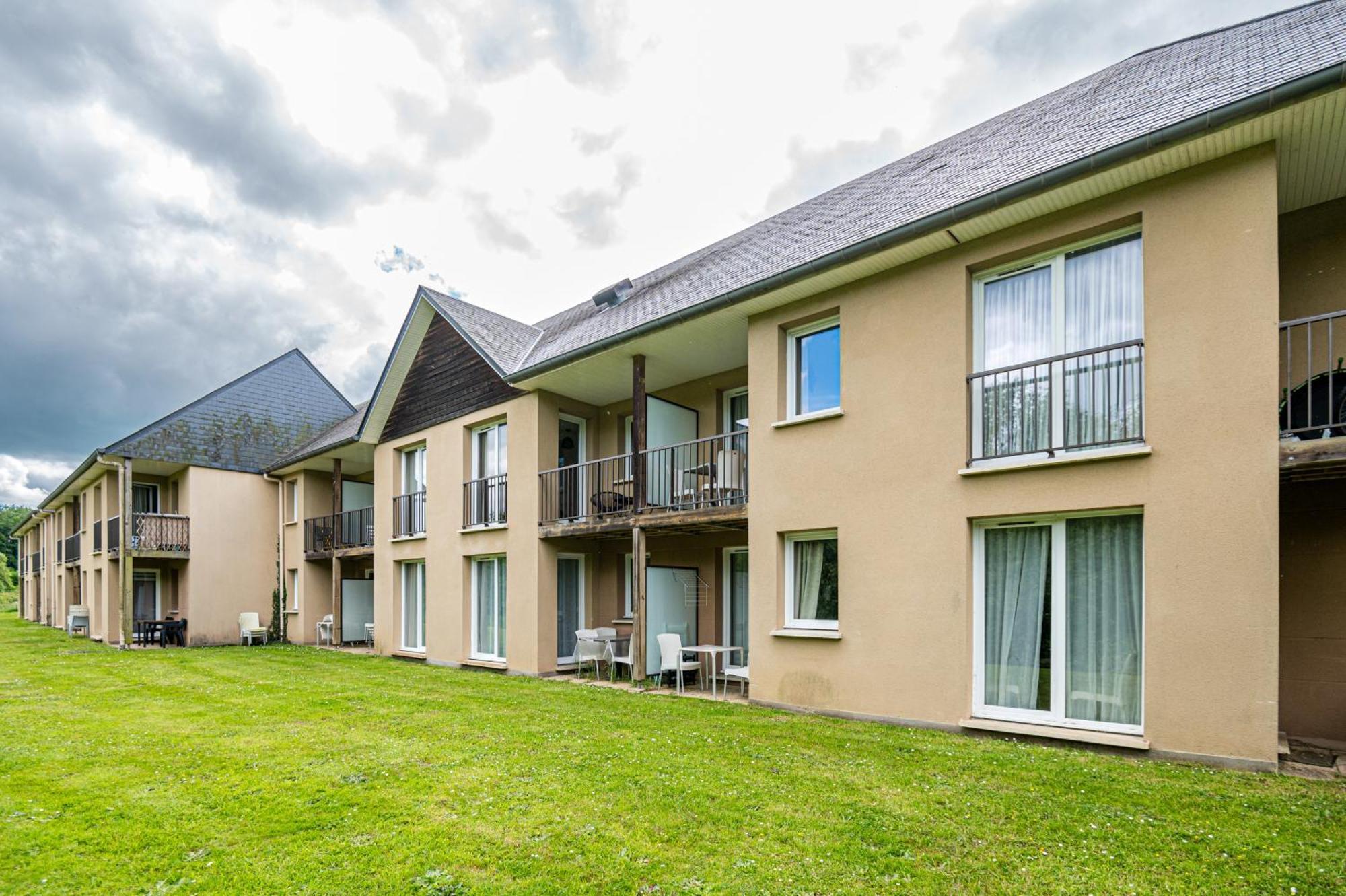 Appartement Cosy 5 Mins Honfleur Piscine Terrasse Équemauville Exterior foto